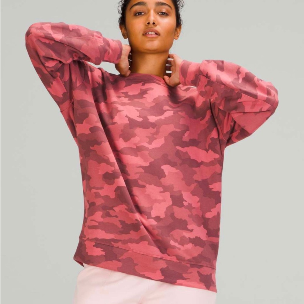 Lululemon Perfectly Oversized Crew Heritage 365 Camo Brier Rose Multi